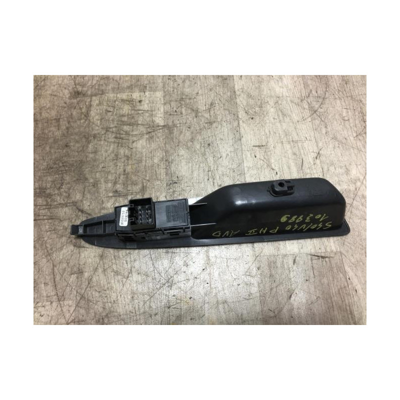 Interrupteur de leve vitre avant gauche VOLVO V 40 1 PHASE 2 BREAK d’occasion