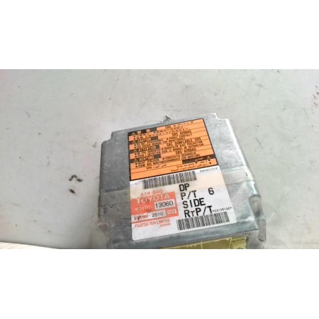 Boitier air bag TOYOTA COROLLA VERSO 1 d’occasion