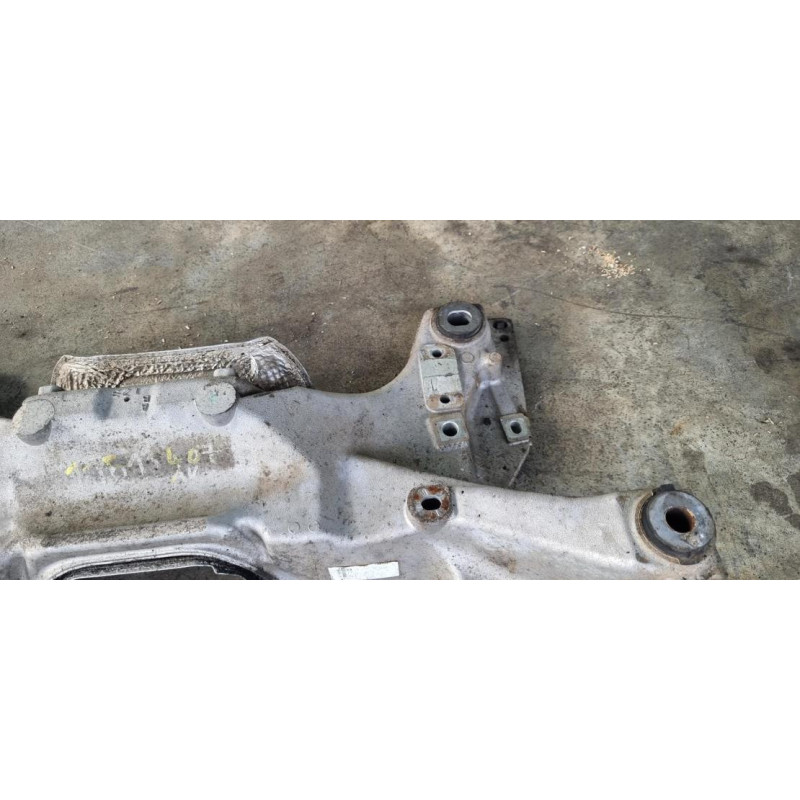 Berceau avant PEUGEOT 407 PHASE 1 BREAK d’occasion