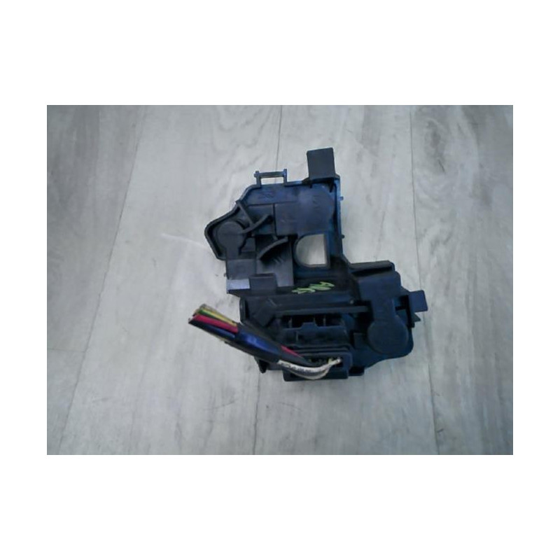 Platine feu arriere gauche NISSAN PULSAR d’occasion