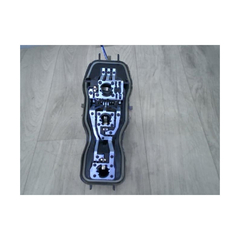 Platine feu arriere gauche RENAULT GRAND SCENIC 2 PHASE 2 d’occasion