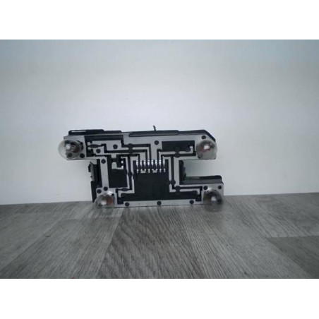 Platine feu arriere gauche RENAULT CLIO 1 PHASE 3 d’occasion