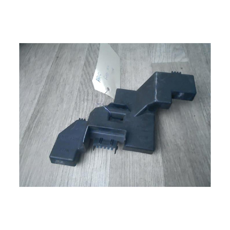Platine feu arriere gauche FORD KA 1 PHASE 1 d’occasion