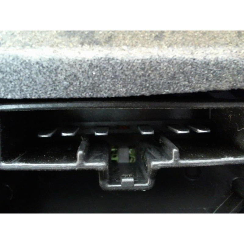 Platine feu arriere gauche FORD C-MAX 1 PHASE 1 d’occasion