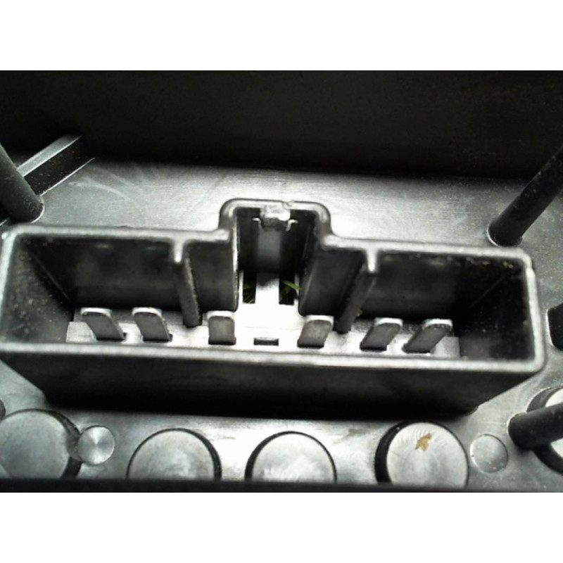 Platine feu arriere gauche FORD C-MAX 1 PHASE 1 d’occasion
