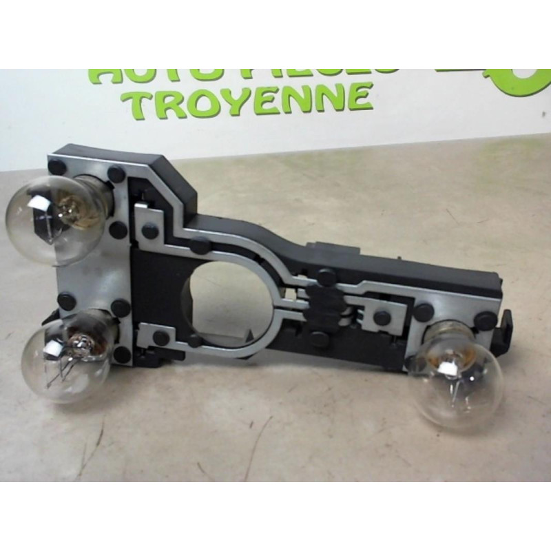 Platine feu arriere gauche RENAULT LAGUNA 2 PHASE 1 d’occasion