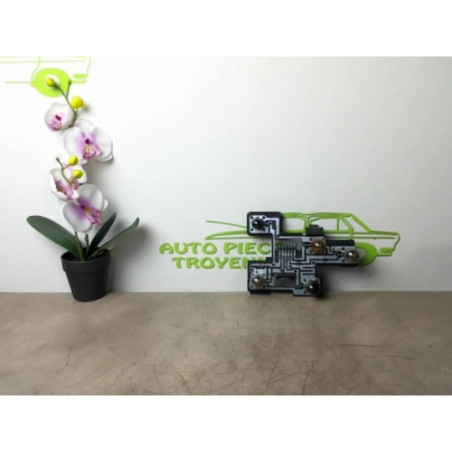 Platine feu arriere gauche OPEL VECTRA B PHASE 2 d’occasion