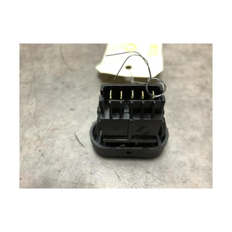 Bouton/Interrupteur DACIA LOGAN MCV 1 PHASE 2 BREAK d’occasion