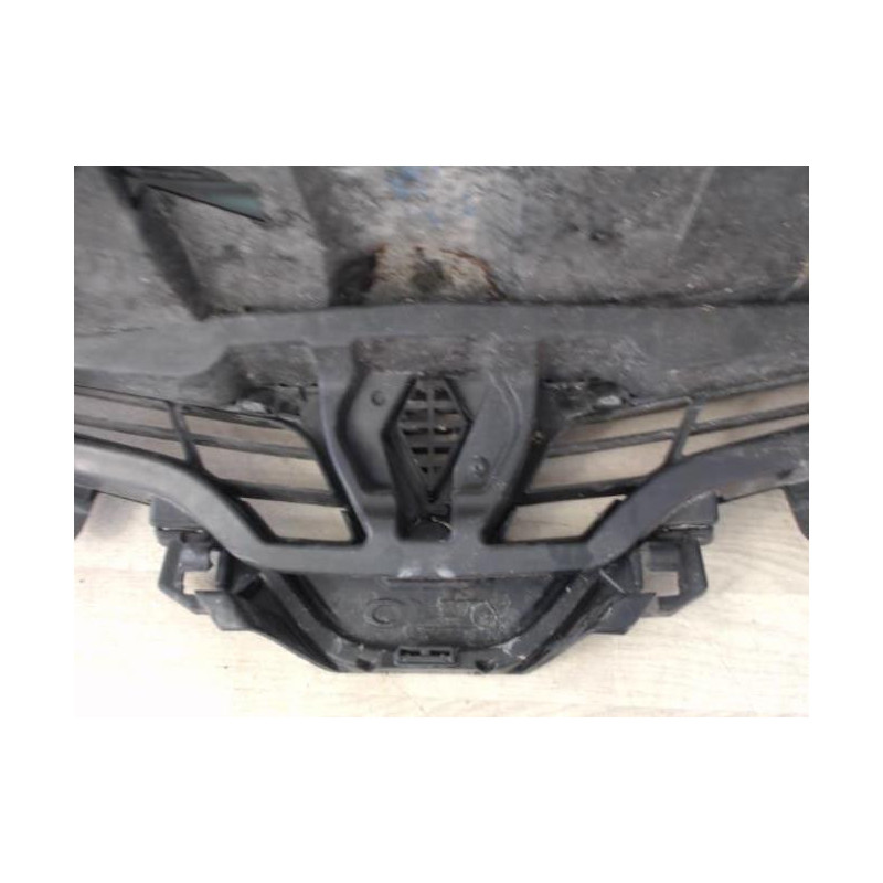 Calandre RENAULT CLIO 4 PHASE 1 d’occasion