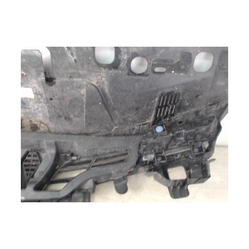 Calandre RENAULT CLIO 4 PHASE 1 d’occasion
