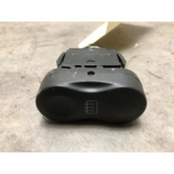 Commande degivrage lunette arriere DACIA LOGAN MCV 1 PHASE 2 BREAK d’occasion