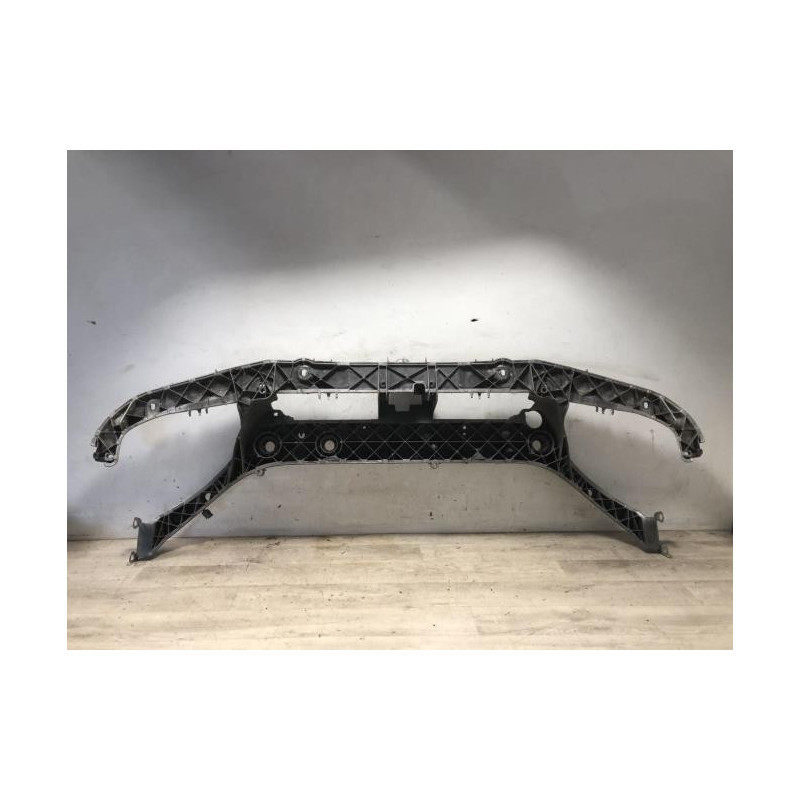 Armature avant, Masque avant FORD FOCUS 1 BREAK d’occasion