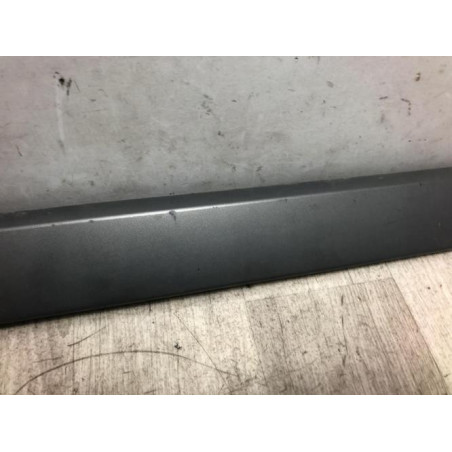 Baguette de porte arriere gauche  RENAULT MEGANE 2 PHASE 1 BREAK d’occasion