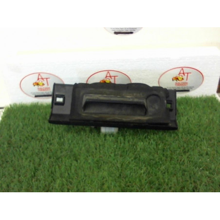 Poignee porte coffre PEUGEOT 206 X/XT d’occasion