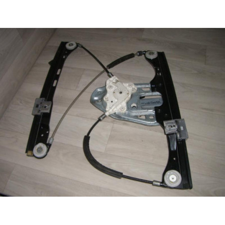 Leve vitre electrique avant droit MERCEDES CLASSE C 203 PHASE 1 d’occasion