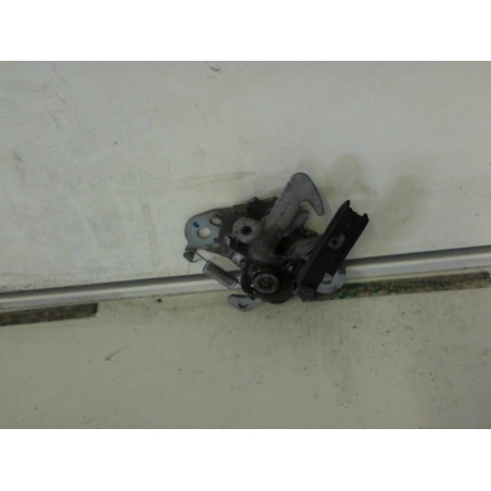 Serrure de capot PEUGEOT  d’occasion