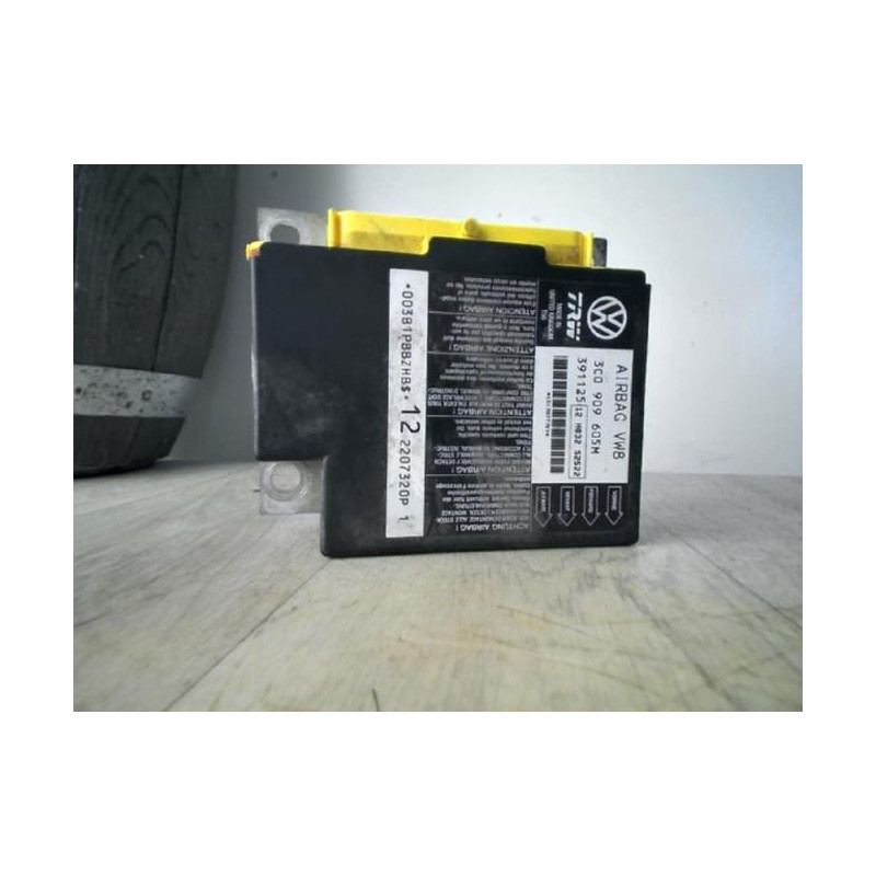 Boitier air bag VOLKSWAGEN PASSAT 5 d’occasion