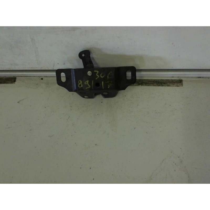Serrure de hayon PEUGEOT 306 3 ET 5 PORTES d’occasion