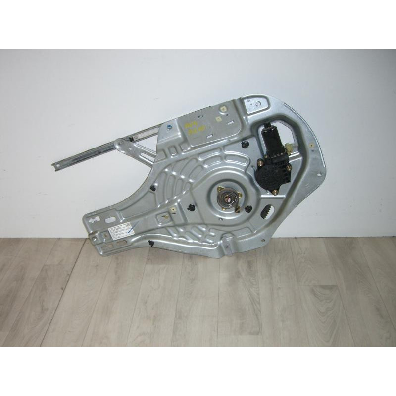 Leve vitre electrique avant gauche HYUNDAI TUCSON 1 d’occasion