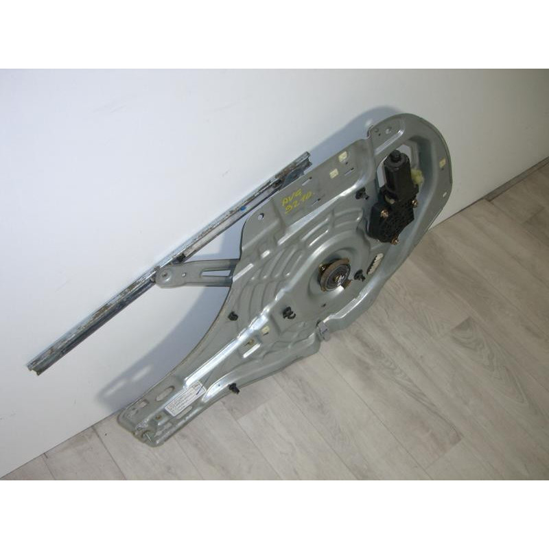 Leve vitre electrique avant gauche HYUNDAI TUCSON 1 d’occasion