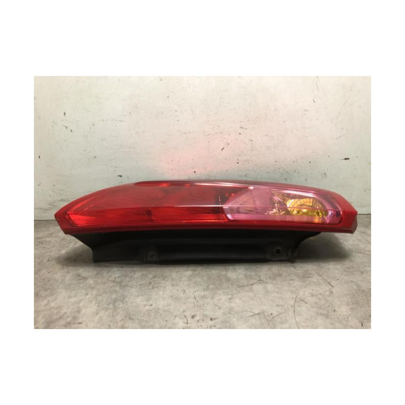 Feu arriere principal gauche (feux) FIAT GRANDE PUNTO d’occasion