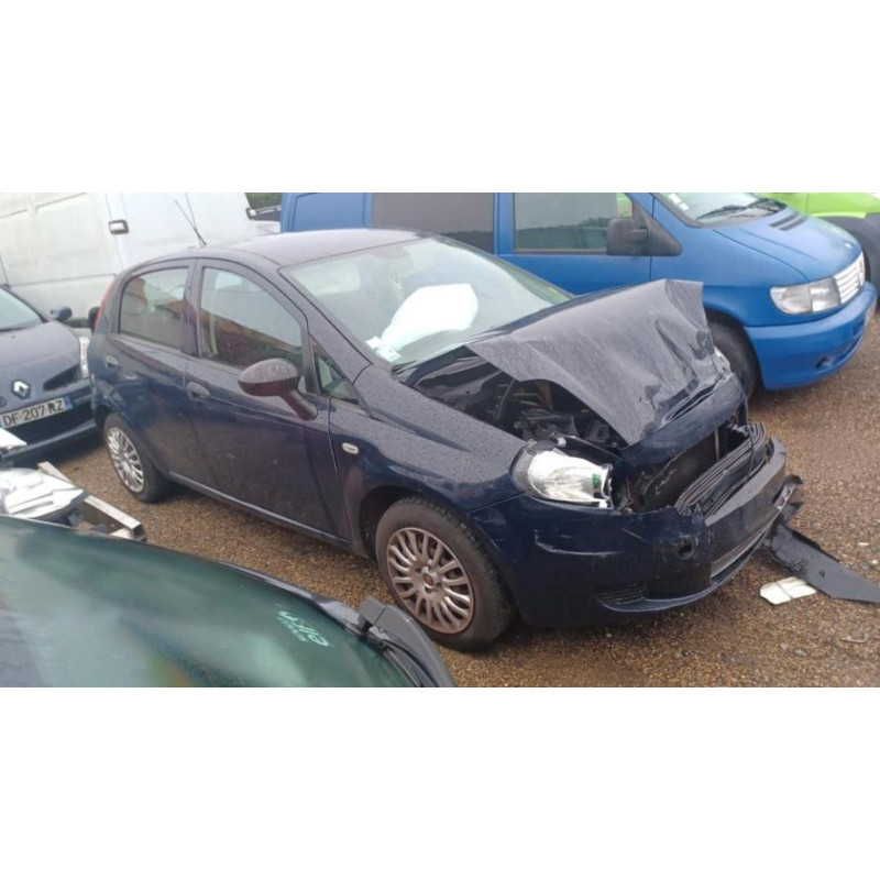 Feu arriere principal gauche (feux) FIAT GRANDE PUNTO d’occasion