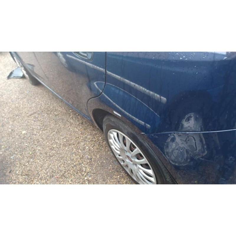 Feu arriere principal droit (feux) FIAT GRANDE PUNTO d’occasion