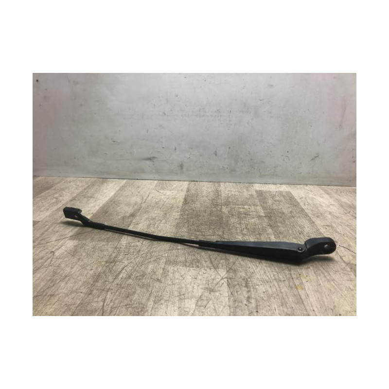 Bras essuie glace avant droit SKODA FABIA 2 PHASE 2 d’occasion
