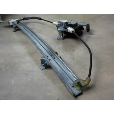 Leve vitre electrique avant droit NISSAN ALMERA TINO PHASE 1 d’occasion