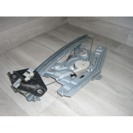 Leve vitre electrique avant gauche HONDA CIVIC 7 PHASE 1 d’occasion