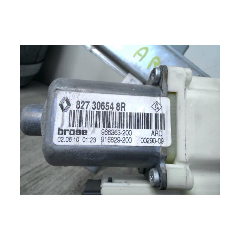 Mecanisme de leve vitre electrique arriere droit RENAULT MEGANE 3 PHASE 1 BREAK d’occasion