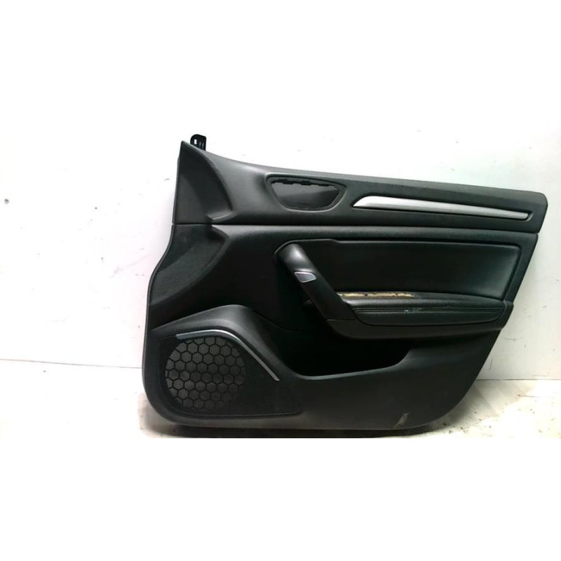 Panneau de porte avant droit RENAULT MEGANE 4 PHASE 1 d’occasion