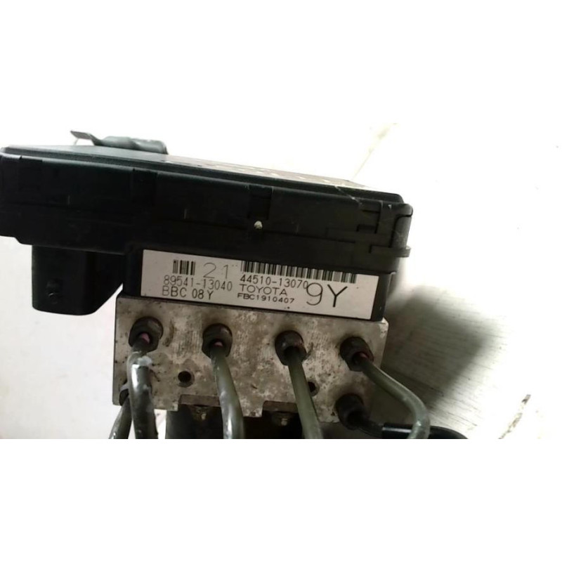 Bloc ABS (freins anti-blocage) TOYOTA COROLLA VERSO 1 d’occasion