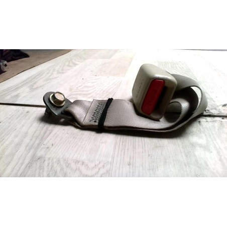 Attache ceinture arriere gauche TOYOTA COROLLA VERSO 1 d’occasion