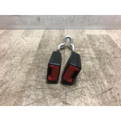 Attache ceinture arriere gauche SKODA FABIA 2 PHASE 2 d’occasion