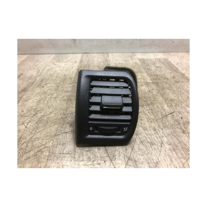Aerateur tableau de bord avant gauche SKODA FABIA 2 PHASE 2 d’occasion