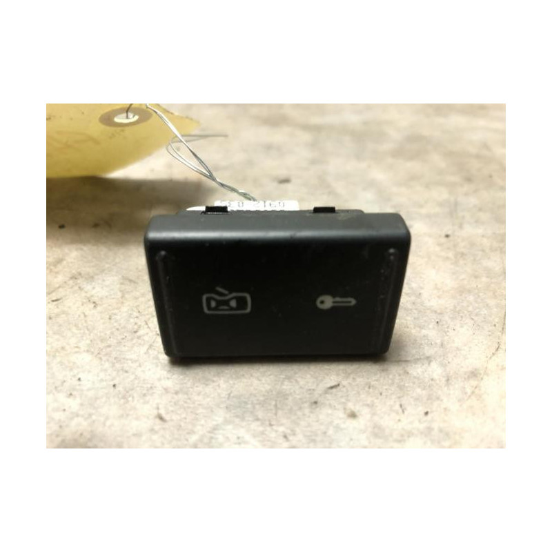 Bouton/Interrupteur SKODA FABIA 2 PHASE 2 d’occasion