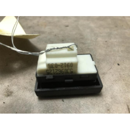 Bouton/Interrupteur SKODA FABIA 2 PHASE 2 d’occasion