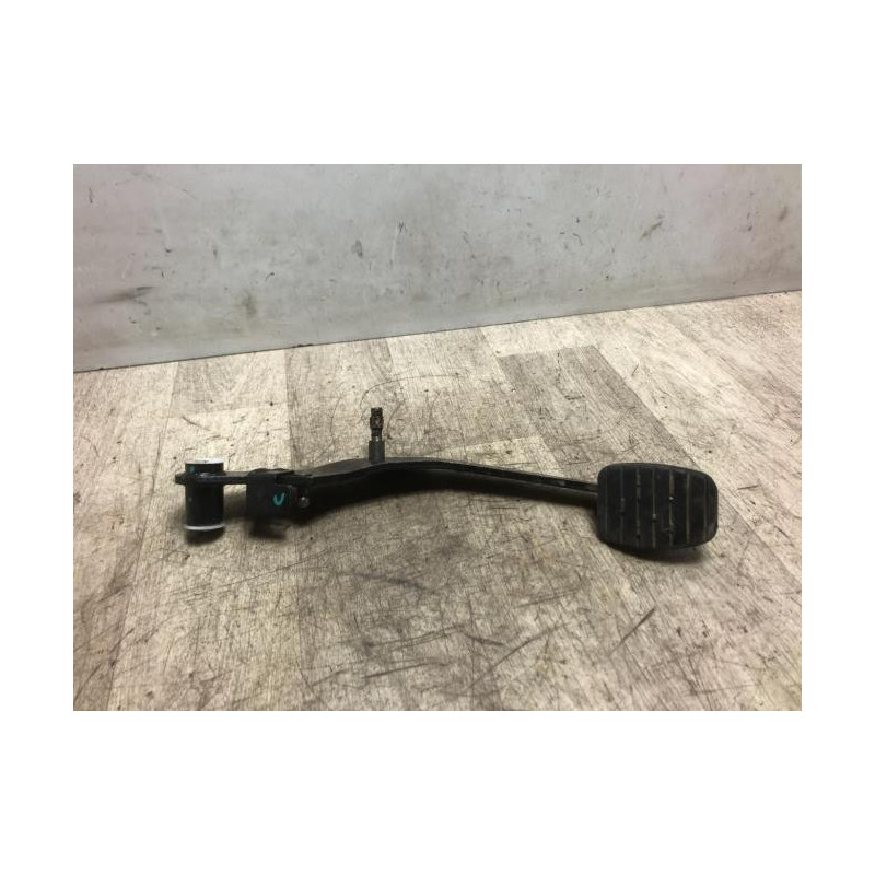 Pedalier d'embrayage DACIA DUSTER 1 PHASE 2 d’occasion