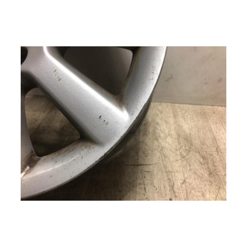 Jante TOYOTA AVENSIS 2 PHASE 1 d’occasion