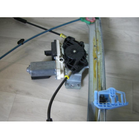 Leve vitre electrique avant droit CITROEN C2 PHASE 1 d’occasion