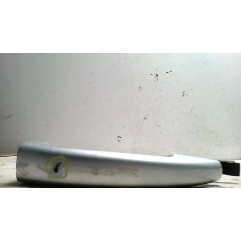 Poignee porte avant gauche PEUGEOT 207 PHASE 2 d’occasion