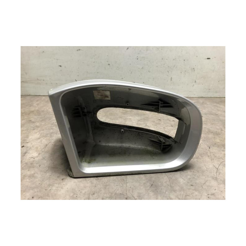 Coquille de retroviseur droit MERCEDES CLASSE C 203 COUPE SPORT PHASE 1 d’occasion