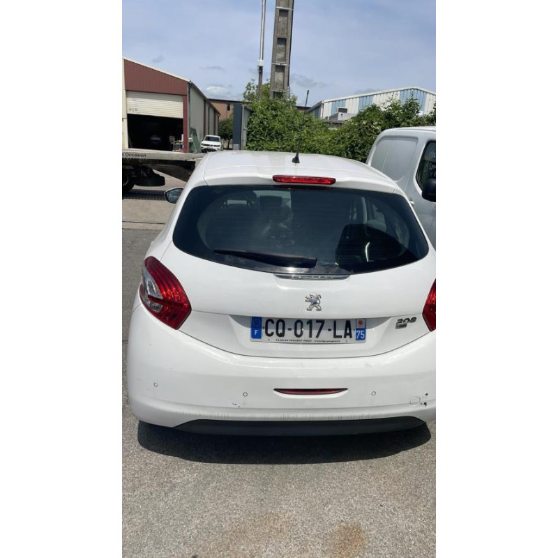 Boitier d'aide au stationnement PEUGEOT 208 1 PHASE 1 d’occasion