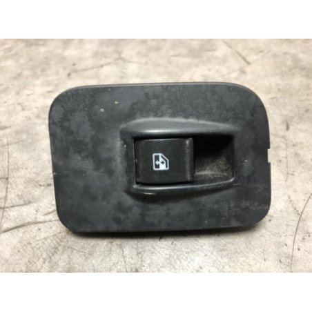 Interrupteur de leve vitre avant droit CITROEN NEMO d’occasion