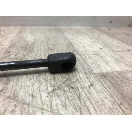 Verin de coffre droit FORD FIESTA 4 PHASE 2 d’occasion