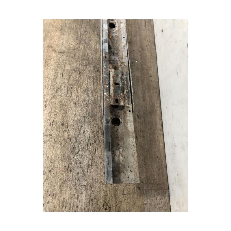 Renfort pare choc arriere (traverse) FORD TRANSIT 4 d’occasion