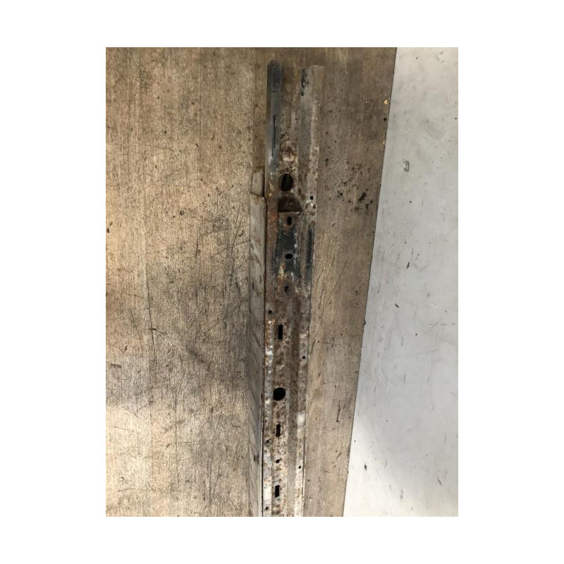 Renfort pare choc arriere (traverse) FORD TRANSIT 4 d’occasion