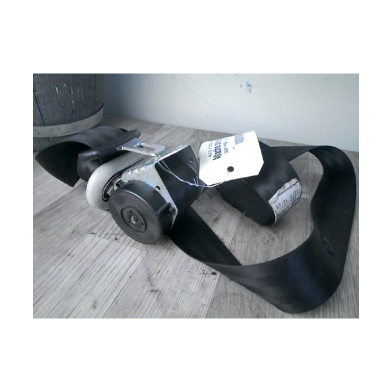 Attache ceinture arriere centrale FORD GALAXY 1 PHASE 2 d’occasion