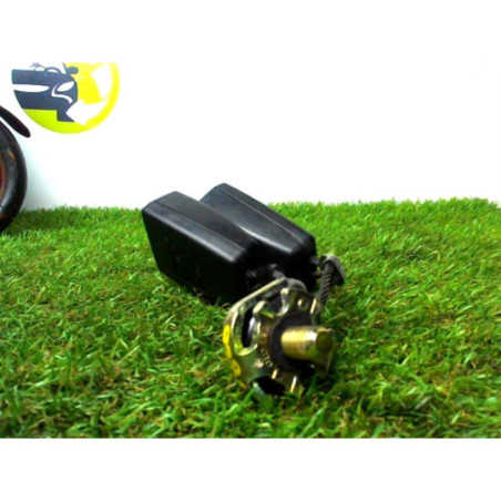 Attache ceinture arriere centrale VOLKSWAGEN POLO 4 PHASE 1 d’occasion